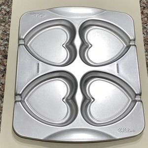 Wilton POPS Aluminum Heart Cookie‎ Pan